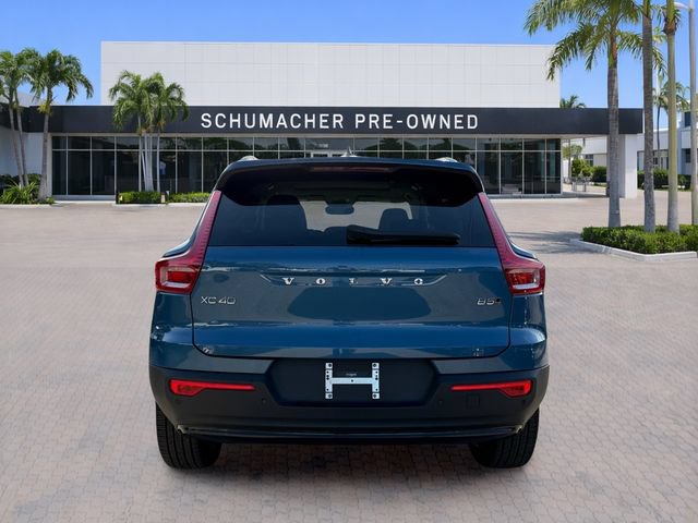 Certified 2025 Volvo XC40 B5 Ultra AWD/4WD image 6