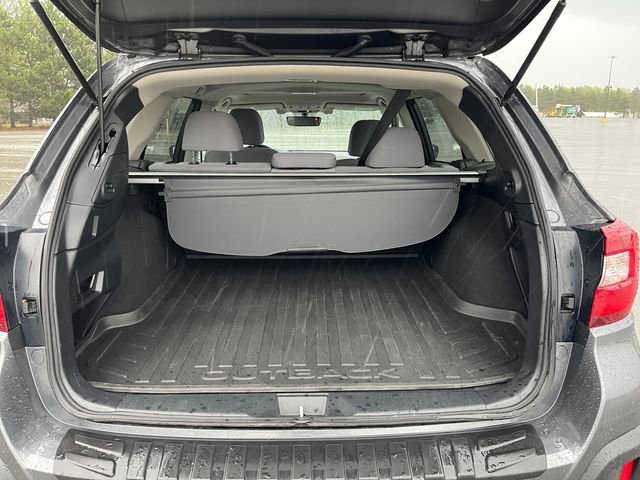 Used 2019 Subaru Outback 2.5i Premium AWD/4WD image 16