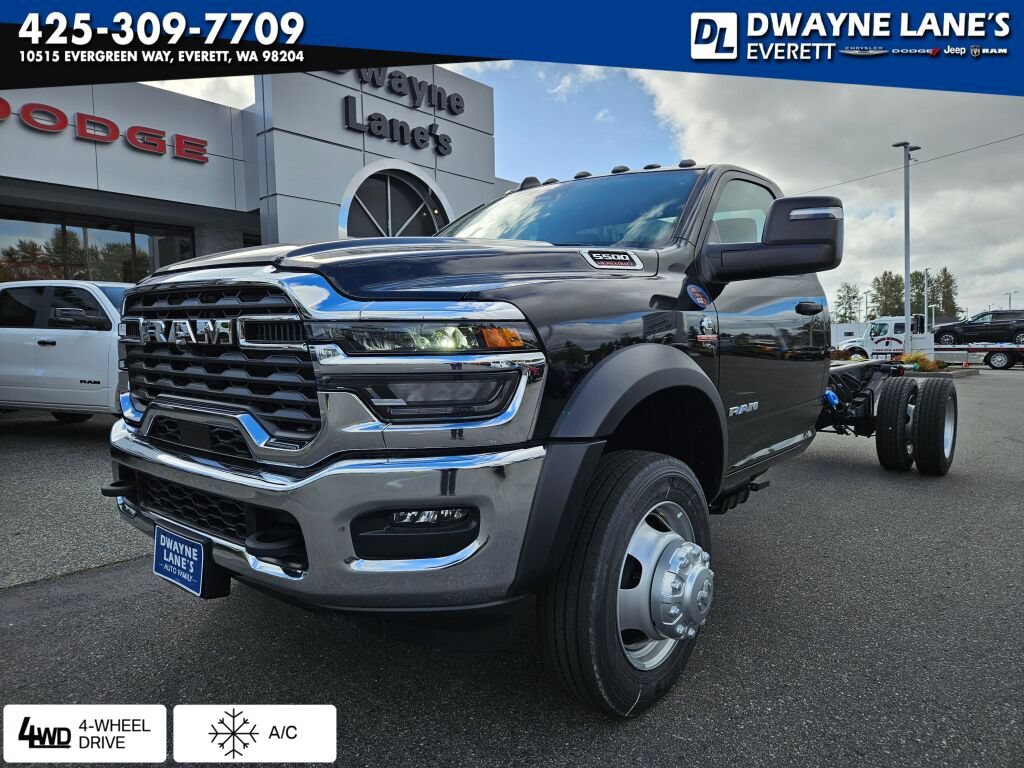 New 2025 RAM 5500 4x4 Regular Cab
