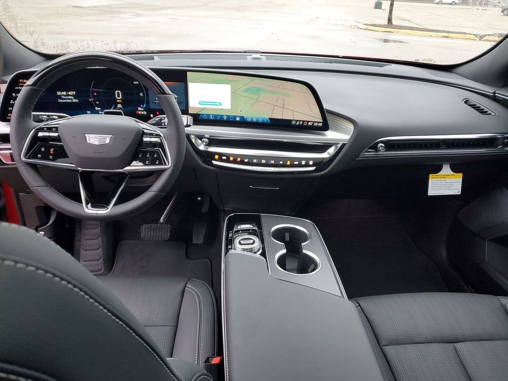 New 2025 Cadillac Lyriq Sport image 21