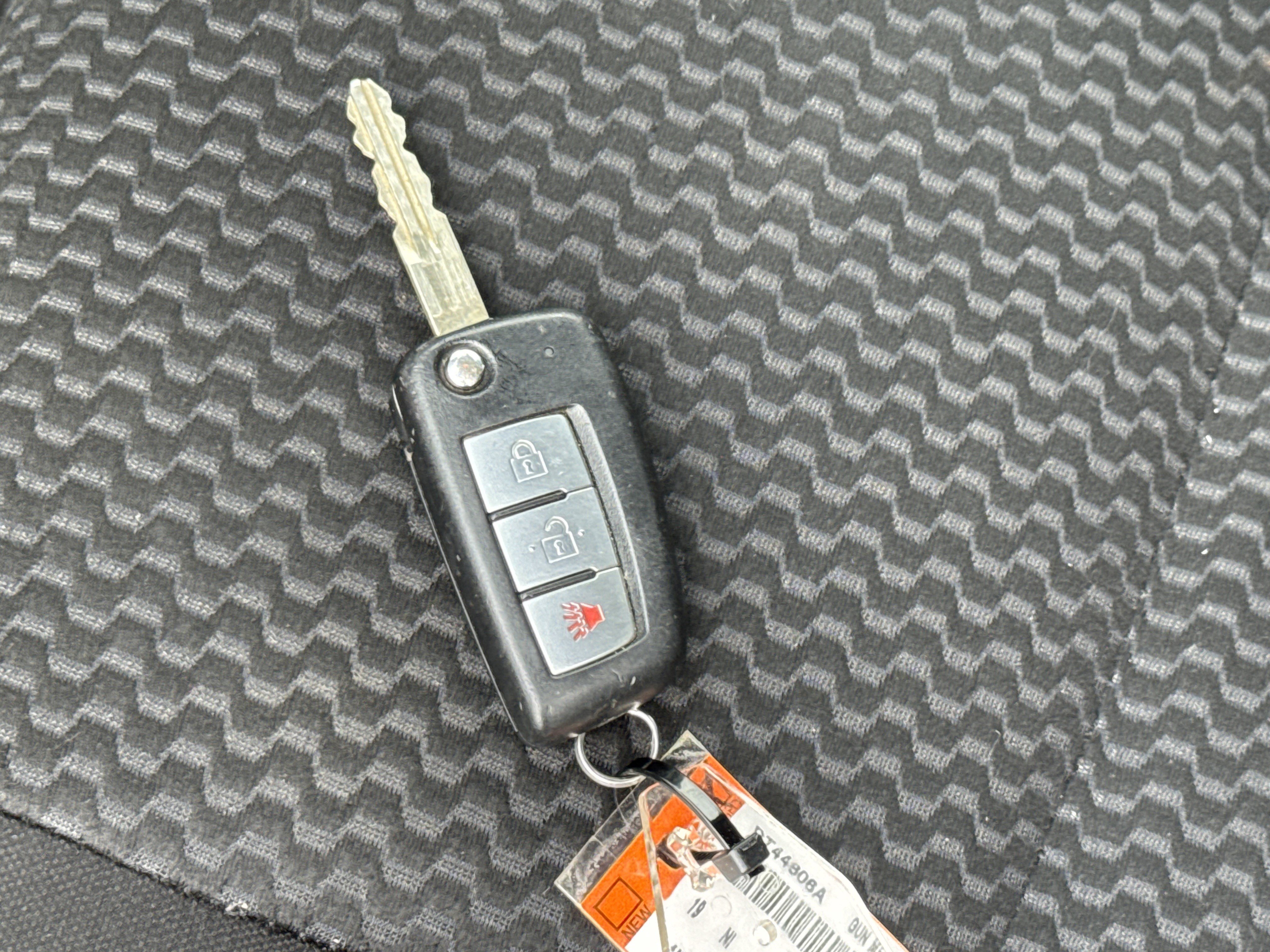 Used 2019 Nissan Rogue Sport S image 32