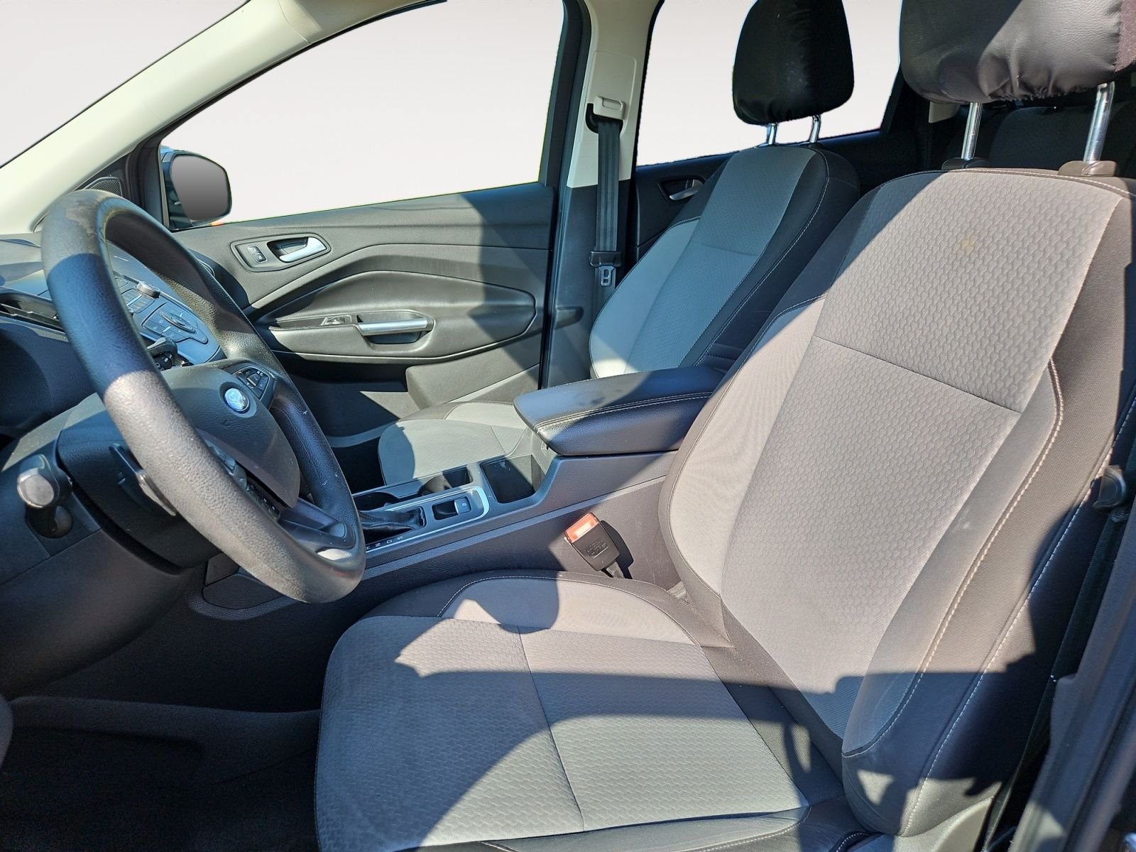 Used 2017 Ford Escape SE AWD/4WD image 9