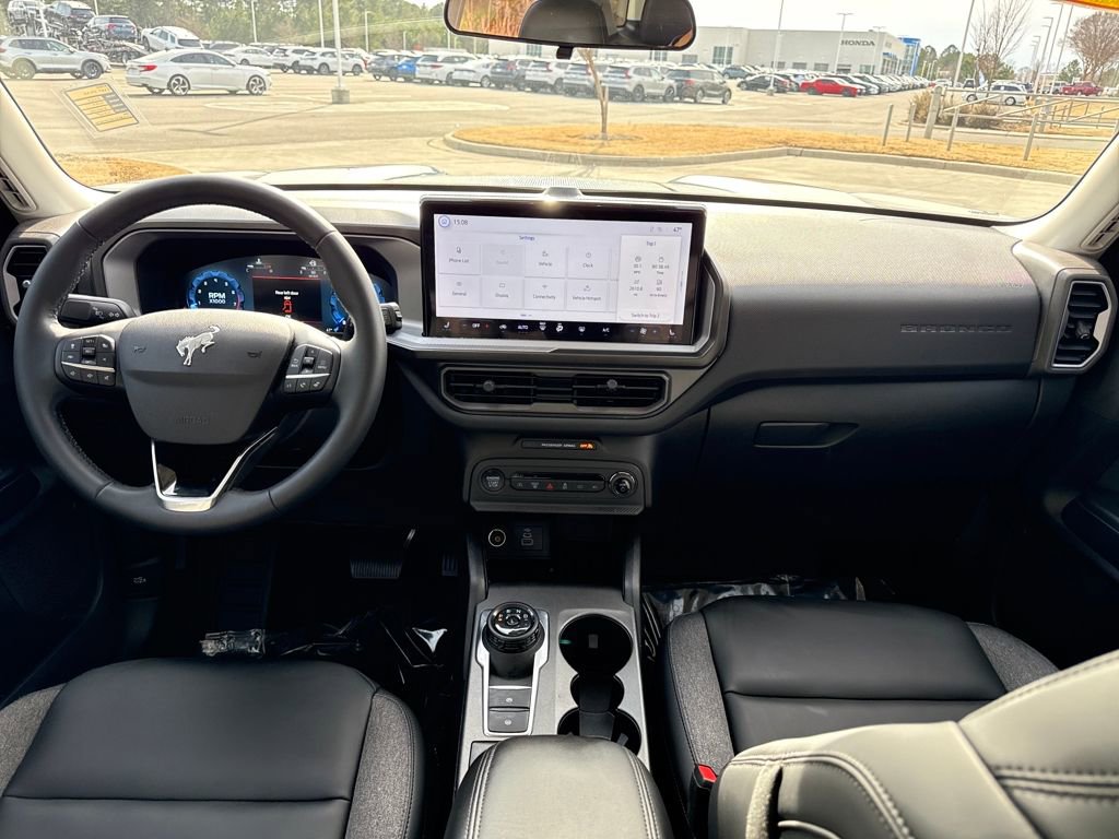 Used 2025 Ford Bronco Sport Big Bend w/ Convenience Package image 16