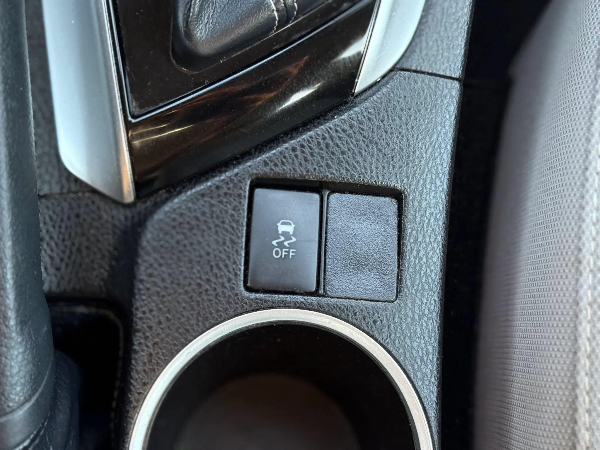 Used 2018 Toyota Corolla LE FWD image 32