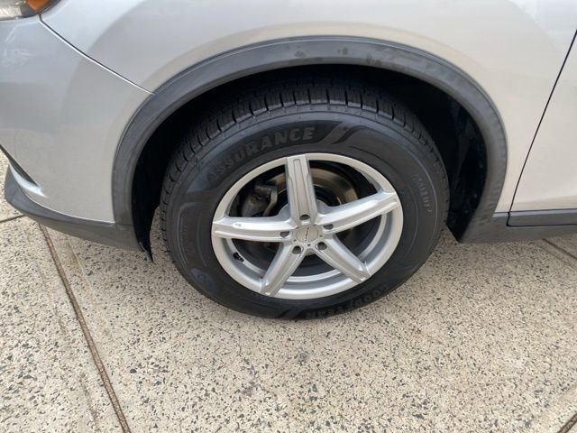 Used 2016 Nissan Rogue S image 17