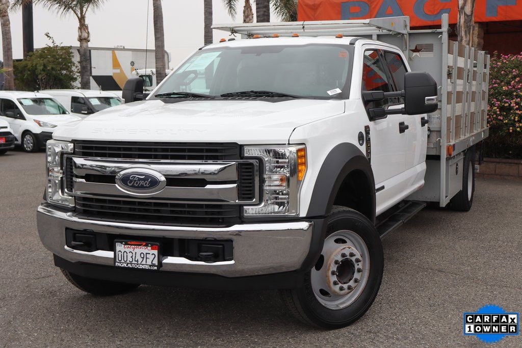 Used 2017 Ford F550 2WD Crew Cab Super Duty image 4