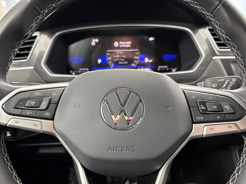 Used 2024 Volkswagen Tiguan SE image 23