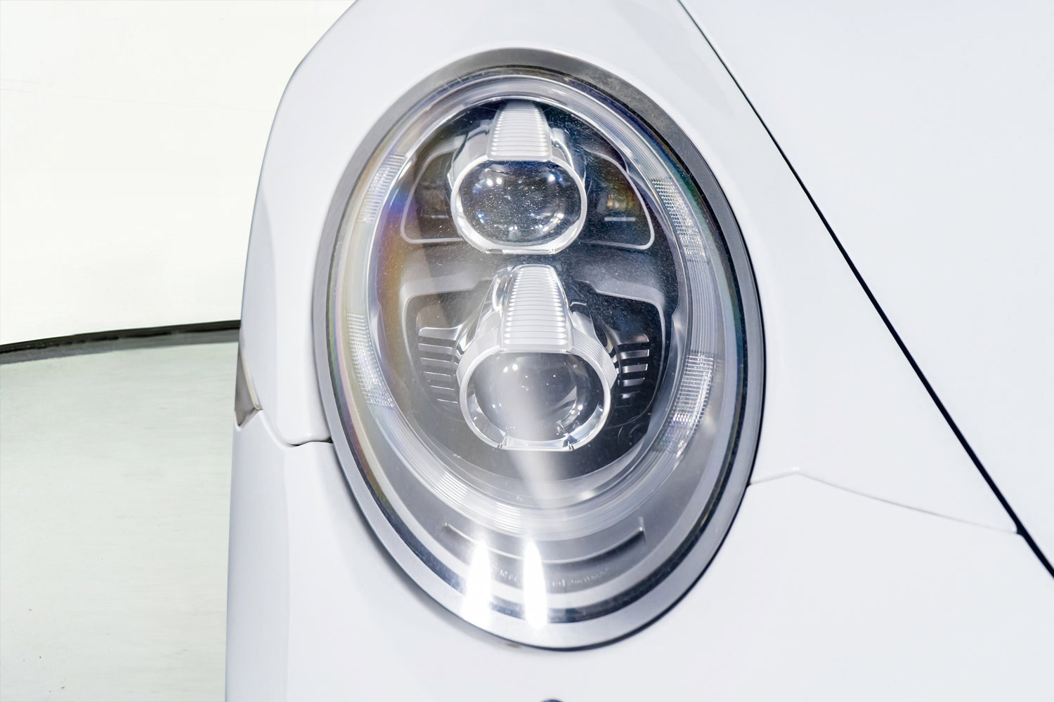 Used 2016 Porsche 911 Turbo S image 27