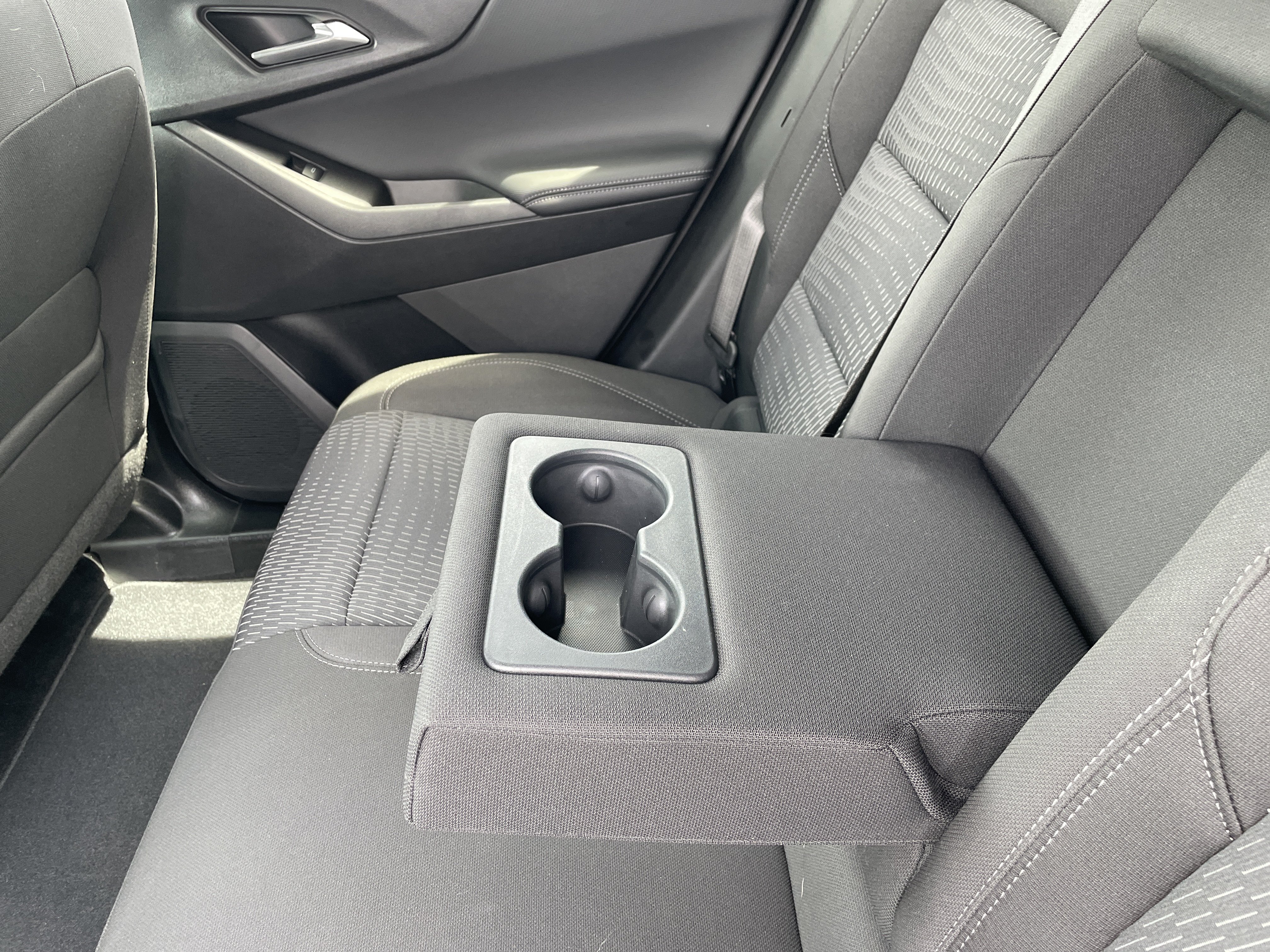 Used 2025 Chevrolet Equinox LT AWD/4WD image 37