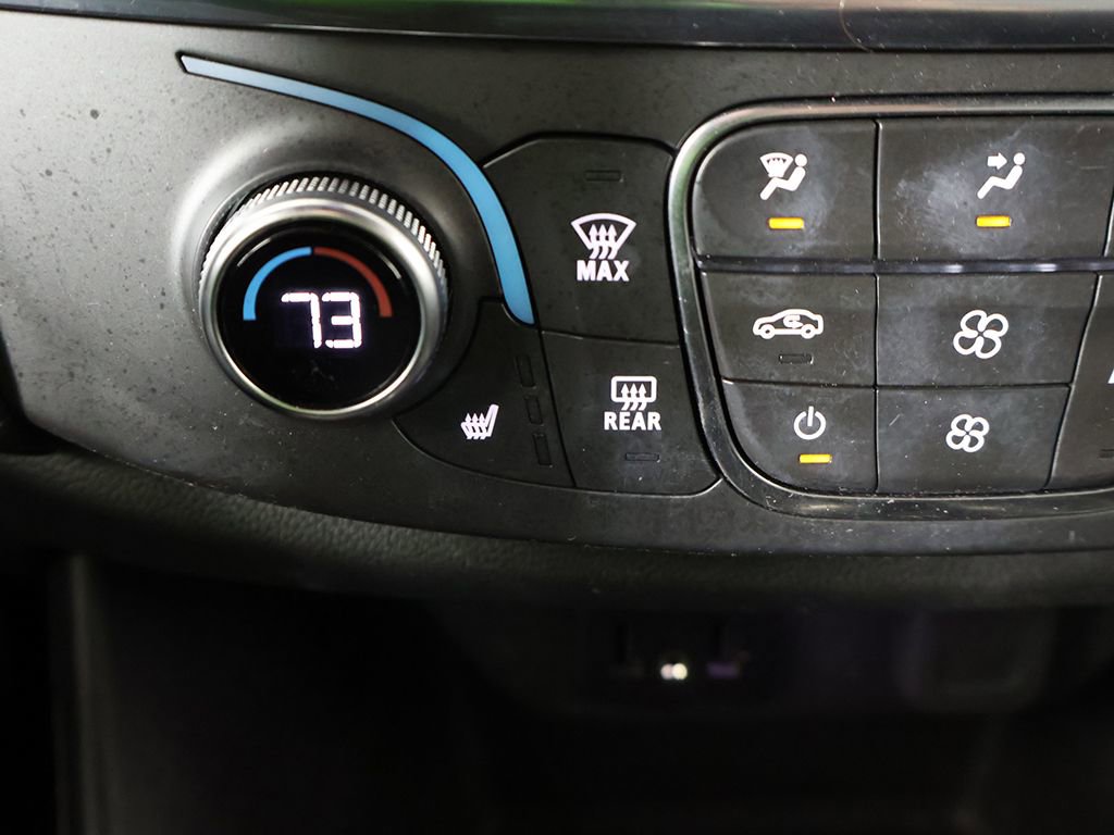Used 2023 Chevrolet Traverse LT AWD/4WD image 47