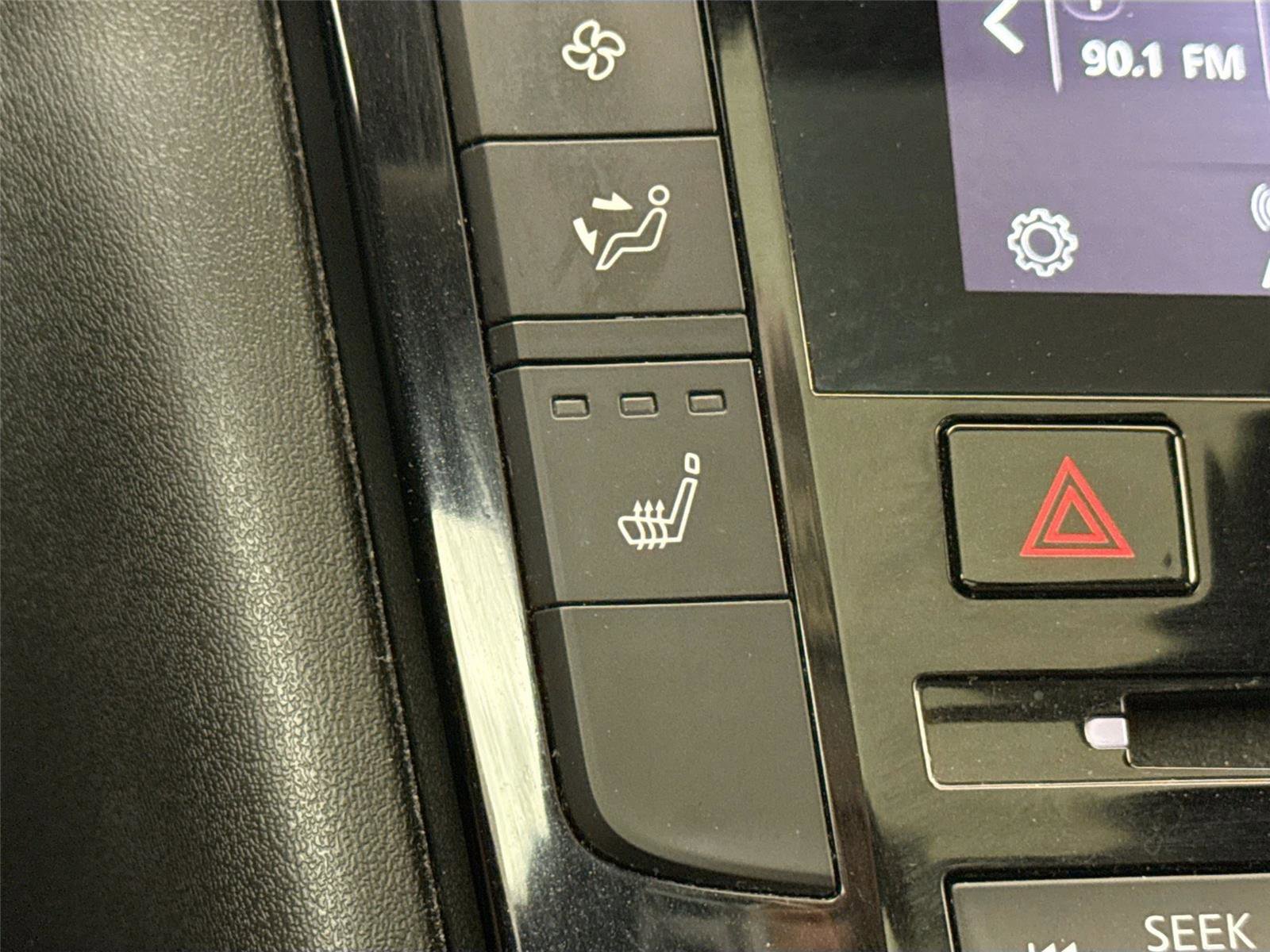 Used 2021 INFINITI QX50 Luxe w/ Appearance Package AWD/4WD image 7