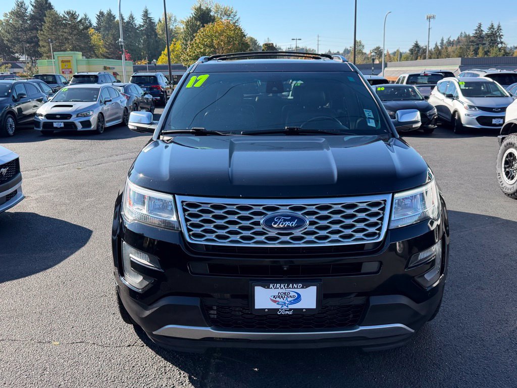Used 2017 Ford Explorer Platinum AWD/4WD image 5