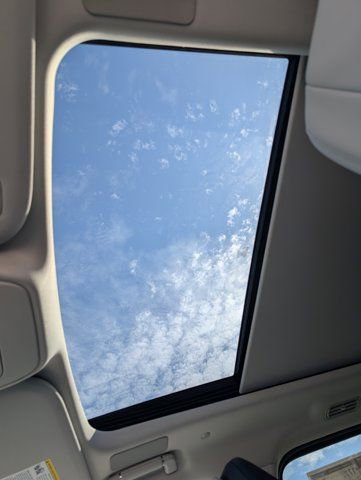 New 2026 Lincoln Navigator Reserve image 17