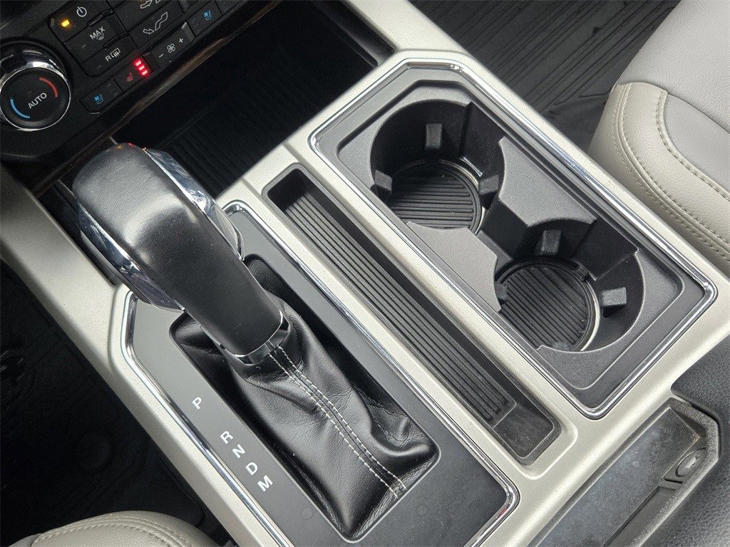 Used 2020 Ford F150 Lariat image 18