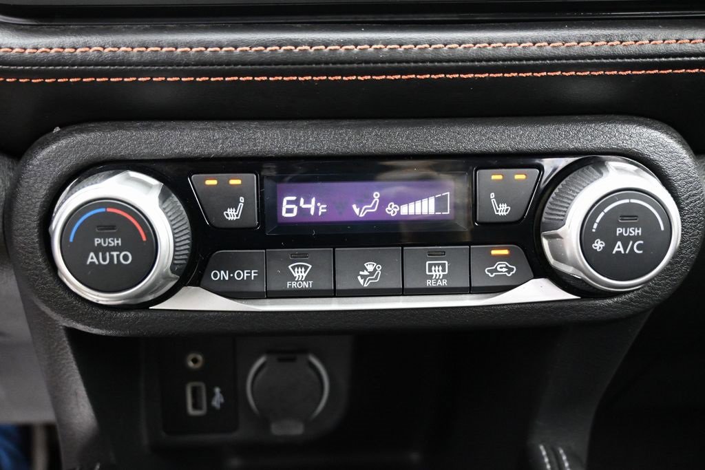 Used 2020 Nissan Kicks SR w/ SR Premium Package image 25