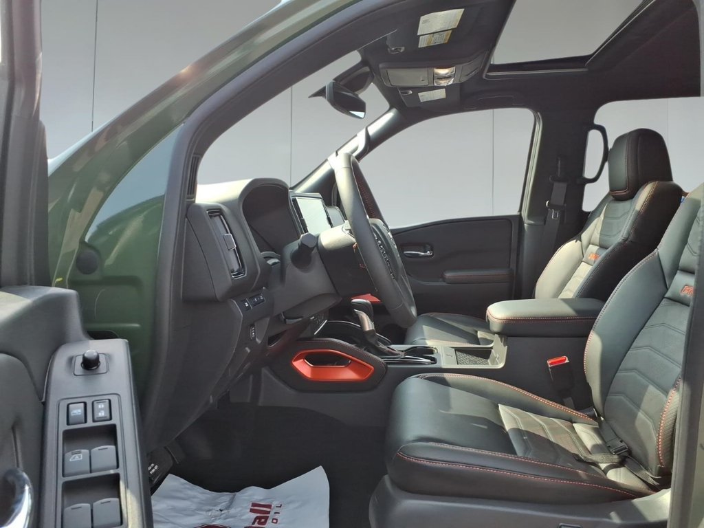 New 2025 Nissan Frontier PRO-4X w/ Pro Premium Package AWD/4WD image 14