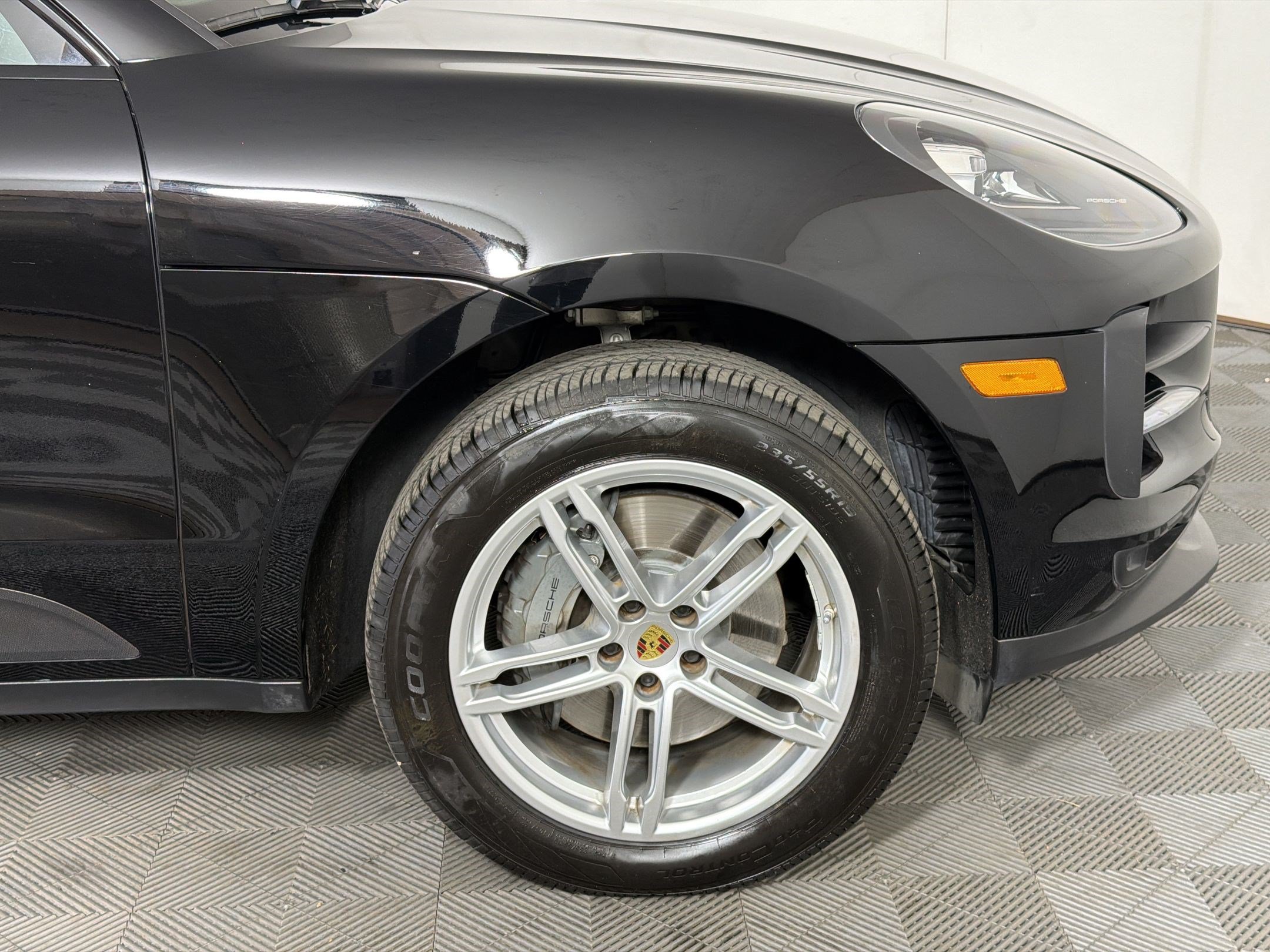 Used 2021 Porsche Macan S AWD/4WD image 12