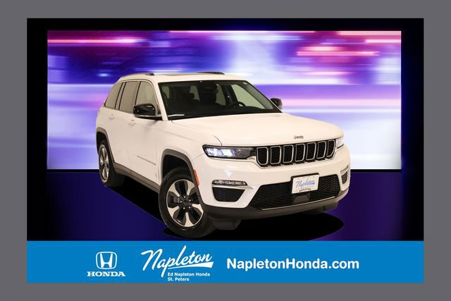 Used 2023 Jeep Grand Cherokee 4WD 4xe image 1