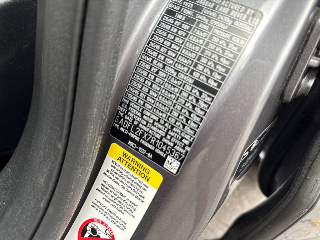 Used 2024 Jaguar E-PACE R-Dynamic SE image 18