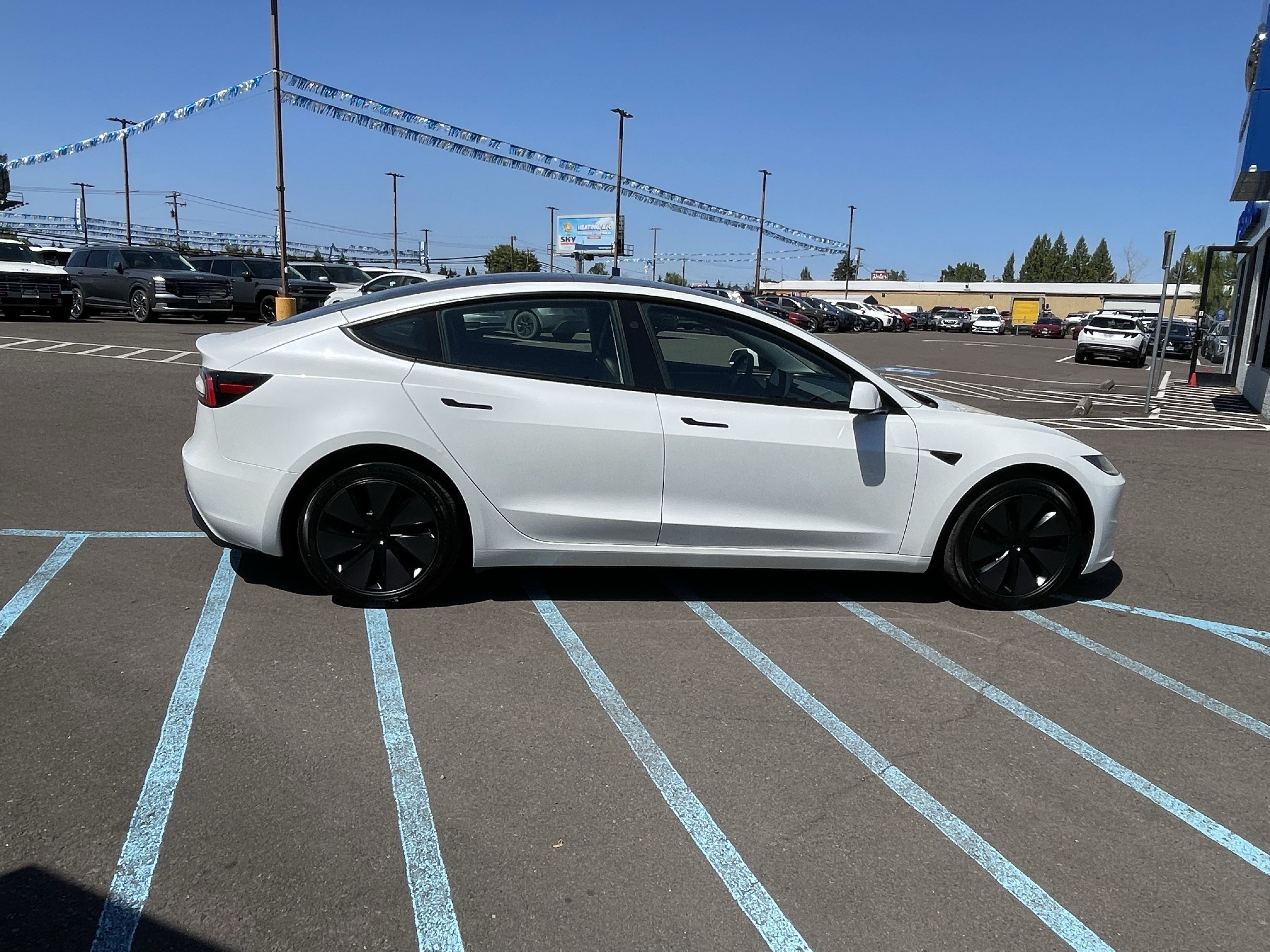 Used 2025 Tesla Model 3 Long Range RWD image 6