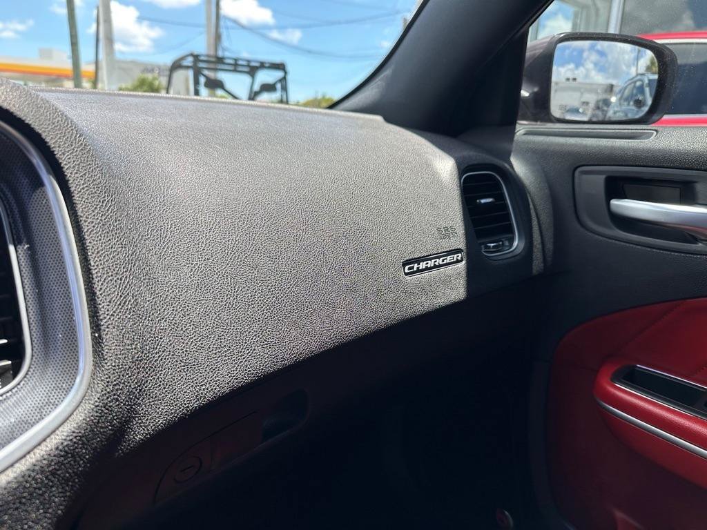 Used 2018 Dodge Charger R/T RWD image 22