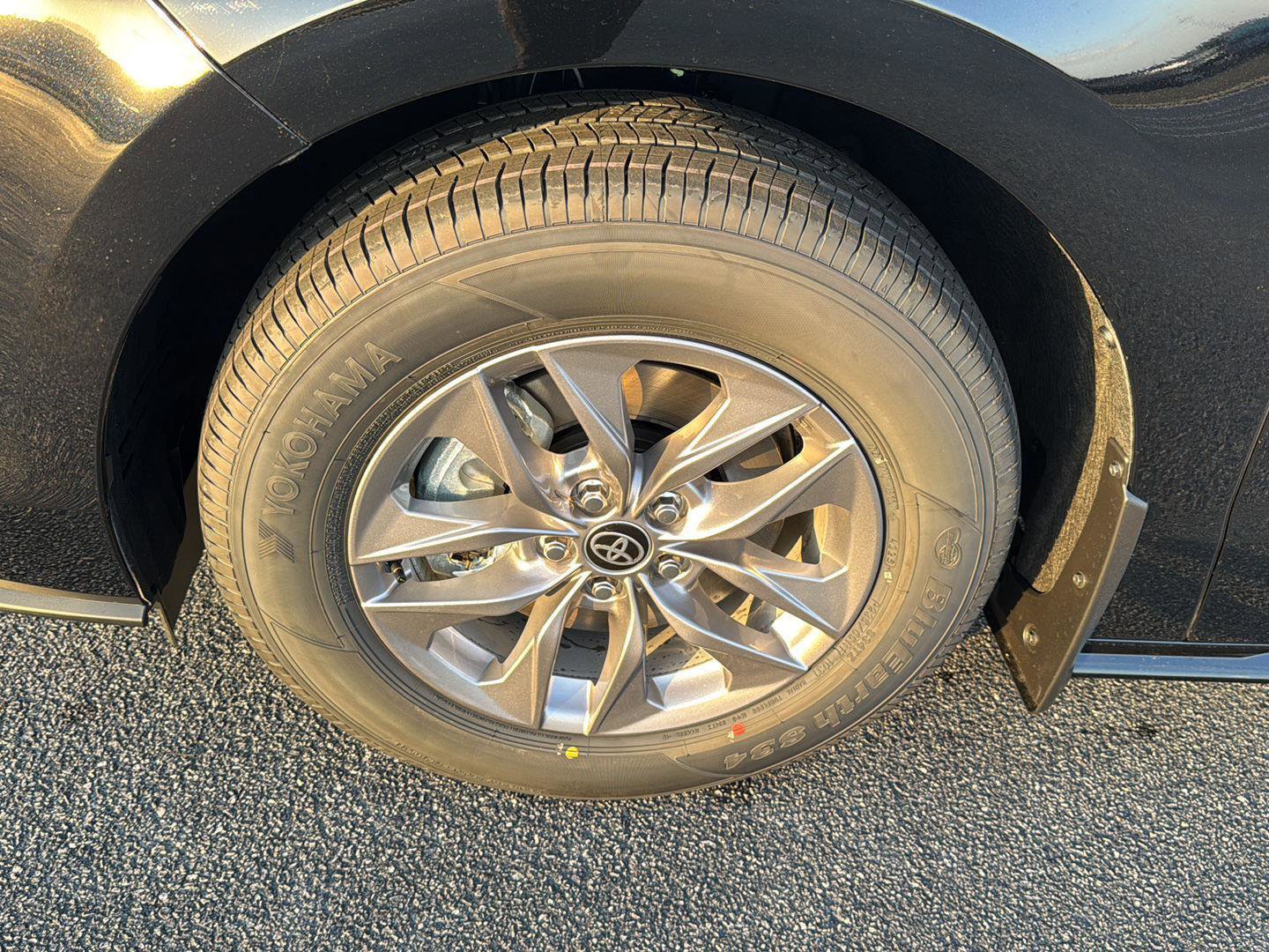 New 2026 Toyota Sienna LE image 8