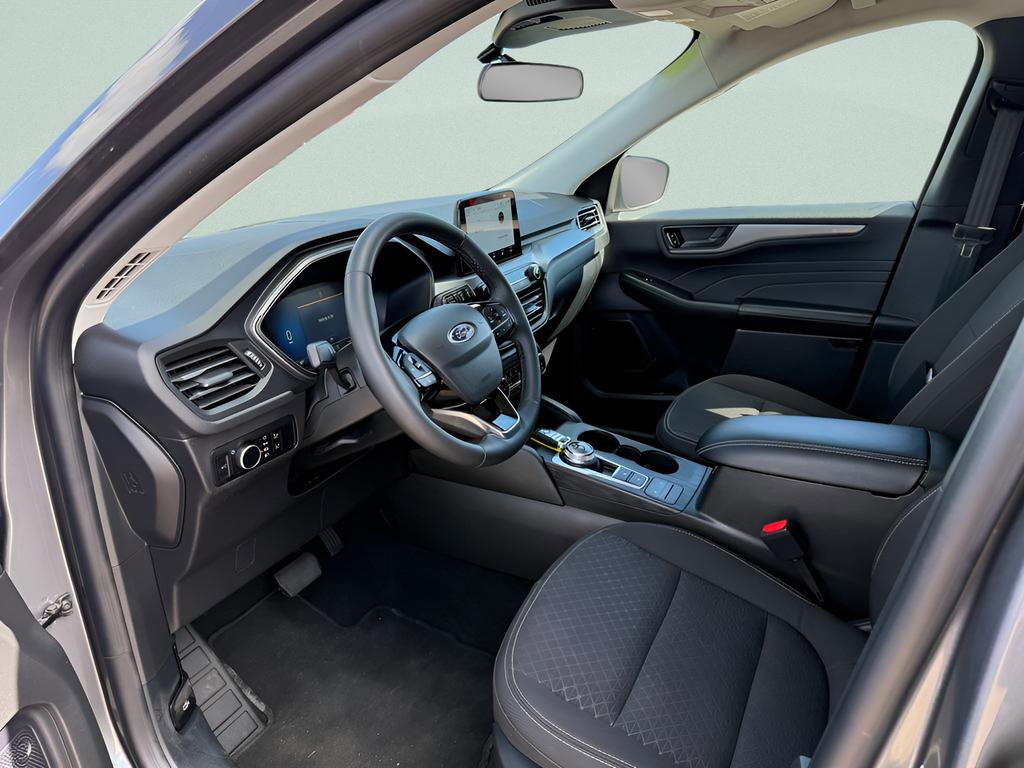 Certified 2024 Ford Escape Active AWD/4WD image 4