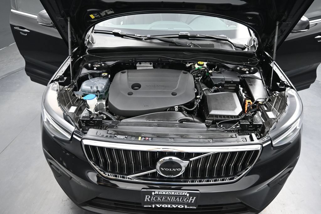 Used 2024 Volvo XC40 B5 Ultimate w/ Protection Package Premier AWD/4WD image 22