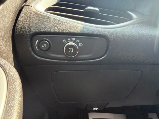 Used 2024 Chevrolet Malibu LT FWD image 27