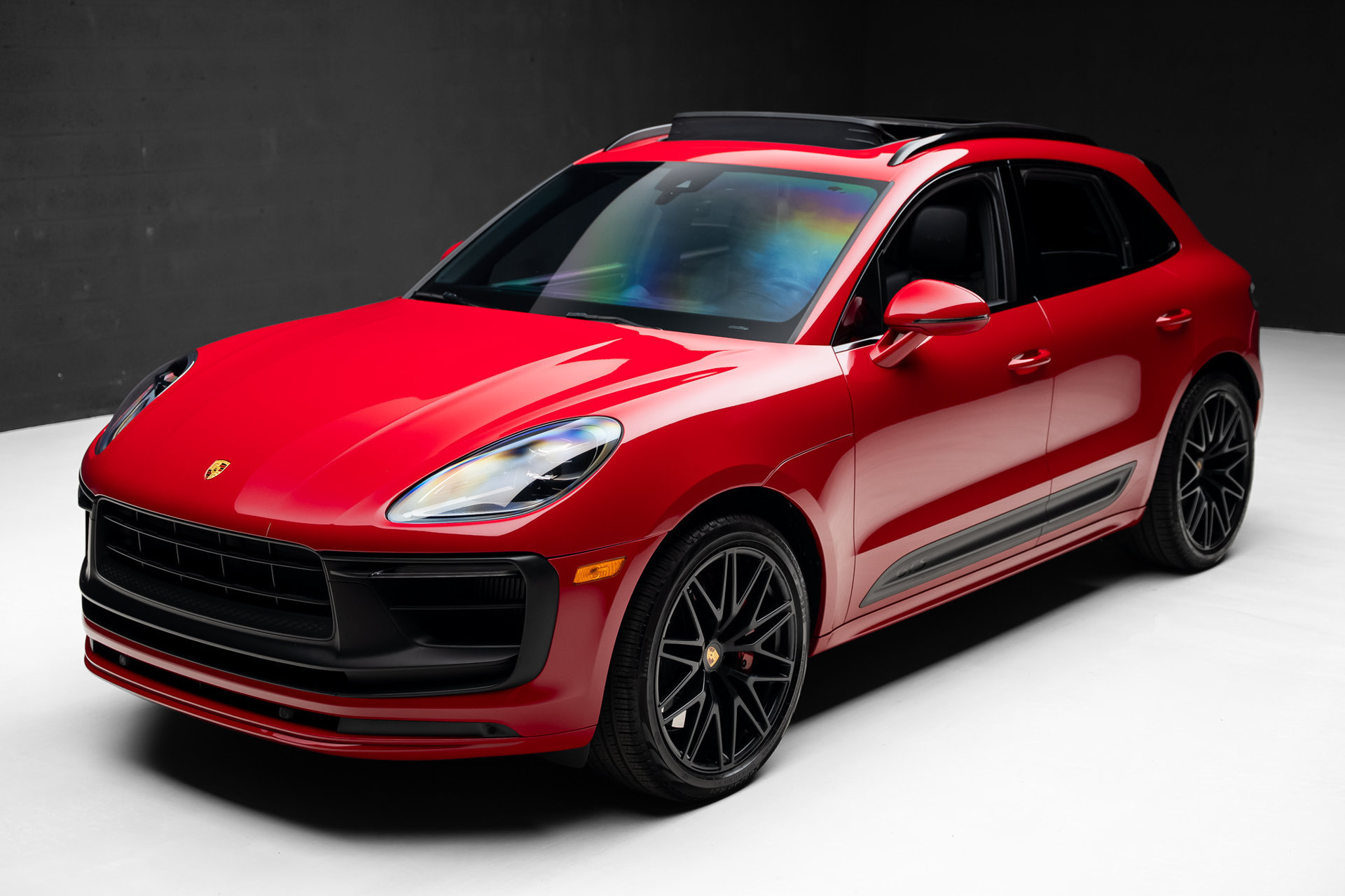 Used 2022 Porsche Macan GTS AWD/4WD image 5
