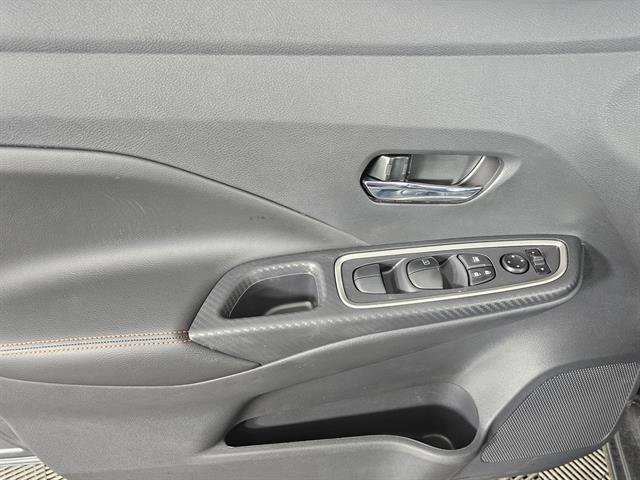 New 2025 Nissan Versa SR image 36