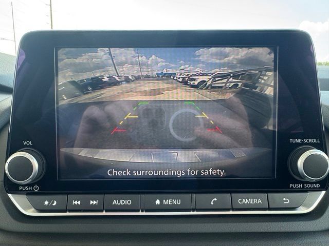 Used 2025 Nissan Rogue SV w/ SV Premium Package AWD/4WD image 9