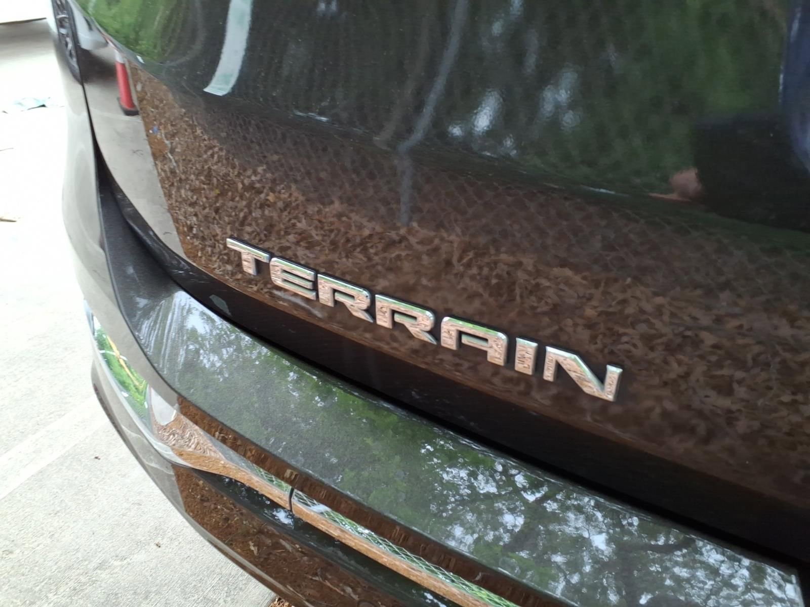 Used 2019 GMC Terrain Denali w/ Advanced Safety Package image 9