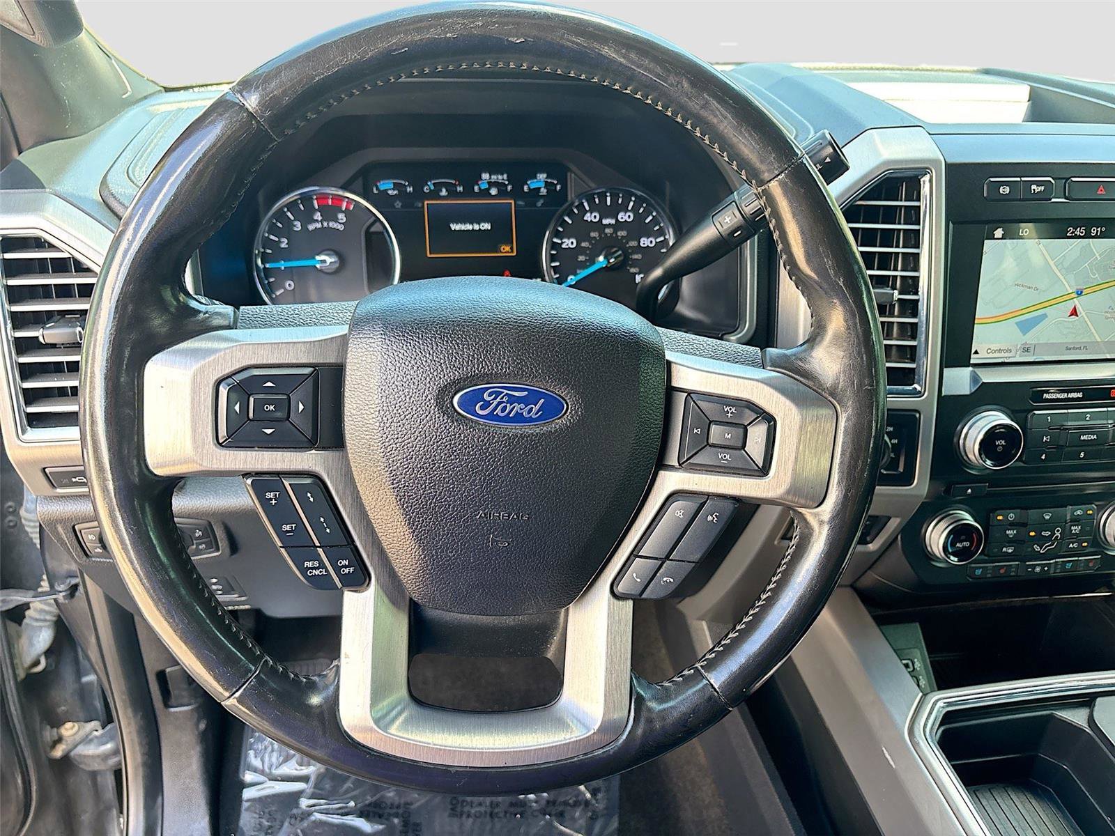 Used 2017 Ford F250 Platinum w/ Platinum Ultimate Package AWD/4WD image 11