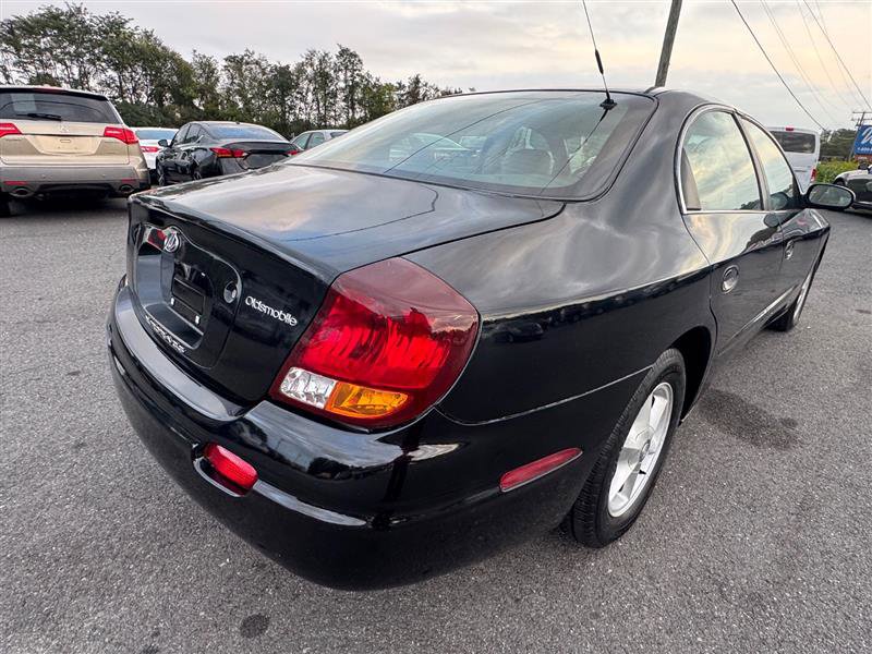 Used 2002 Oldsmobile Aurora 3.5 w/ All Weather Pkg image 24