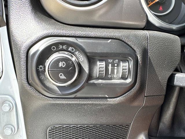 Used 2020 Jeep Gladiator Sport w/ Quick Order Package 24S image 32