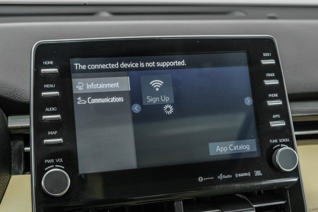 Used 2019 Toyota Avalon XLE w/ Moonroof Package image 32