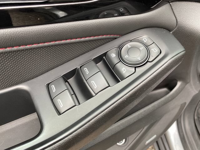 Certified 2023 Chevrolet Traverse RS w/ LPO, Floor Liner Package AWD/4WD image 18