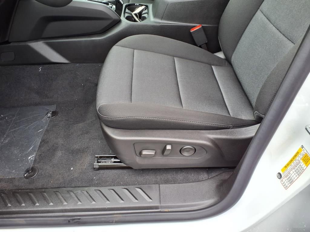 New 2025 Chevrolet Colorado W/T w/ WT Convenience Package II image 9