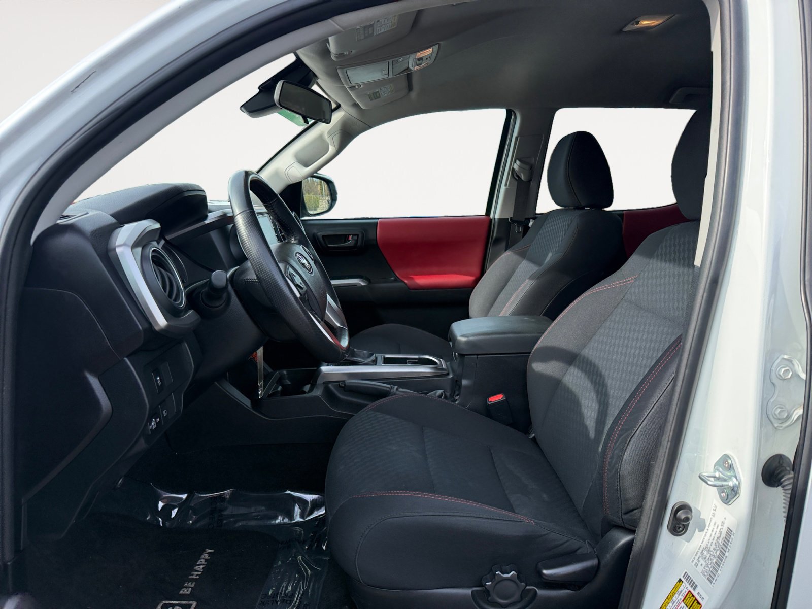 Used 2023 Toyota Tacoma SR5 image 10