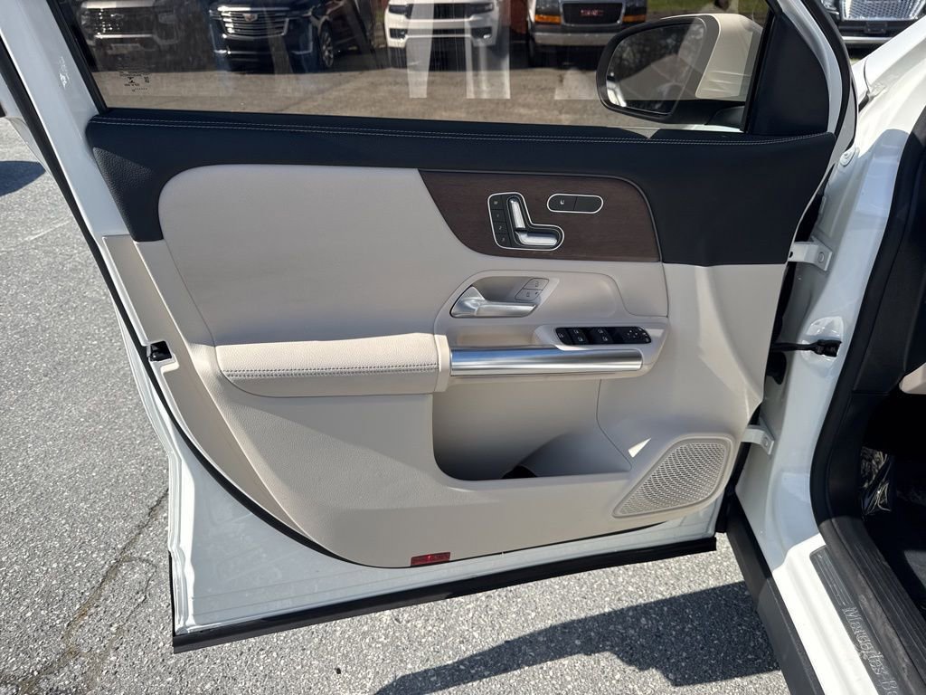 Used 2022 Mercedes-Benz GLA 250 4MATIC image 25