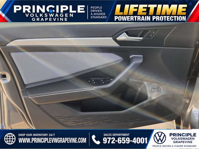 New 2027 Volkswagen Jetta SE FWD image 9