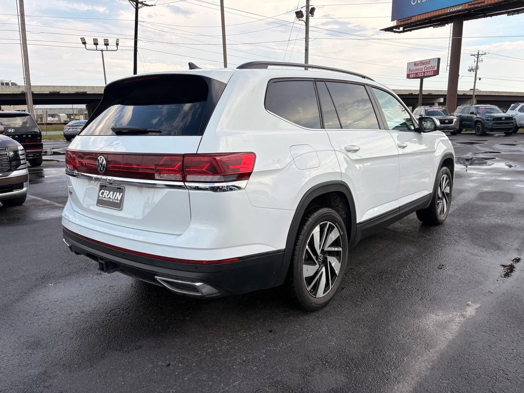 Used 2025 Volkswagen Atlas SE FWD image 8