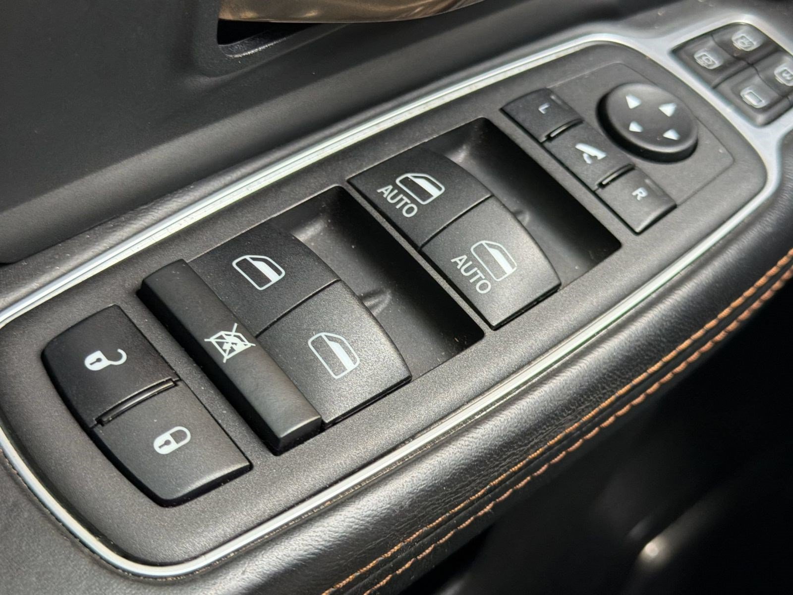 Used 2023 RAM 3500 Limited AWD/4WD image 26