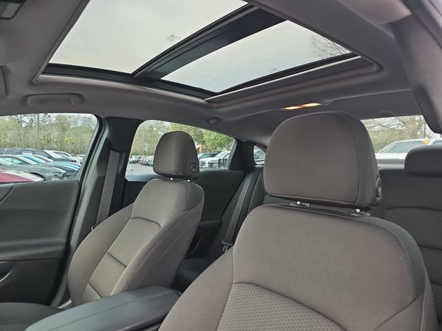 Used 2018 Chevrolet Malibu LT image 10