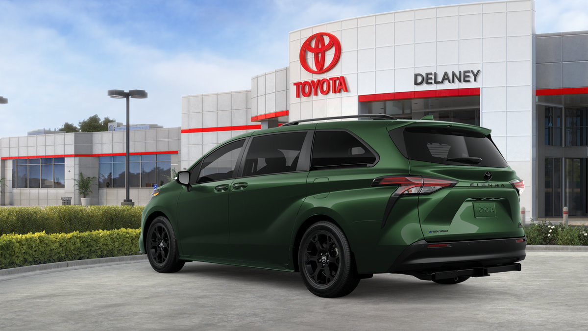 New 2026 Toyota Sienna XLE Woodland Edition AWD/4WD image 8