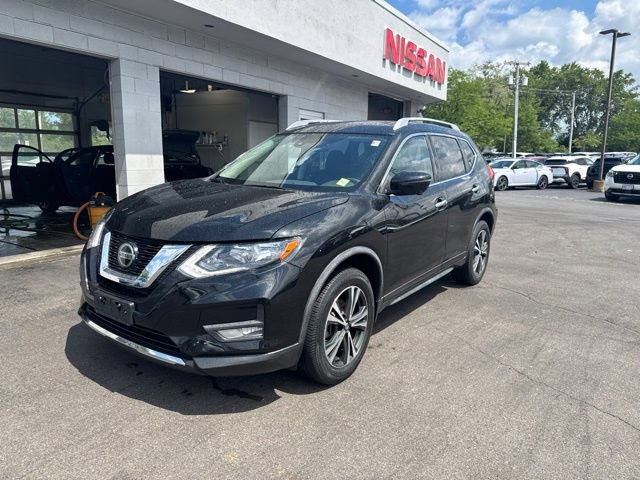 Used 2020 Nissan Rogue SV w/ Sun & Sound Touring Package AWD/4WD image 5