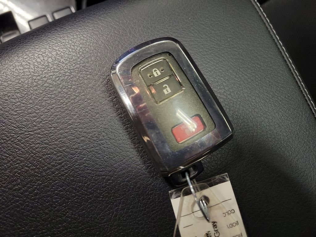 Used 2021 Toyota 4Runner Nightshade image 15