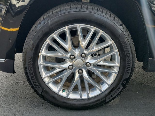 Used 2018 Jeep Grand Cherokee Summit AWD/4WD image 7