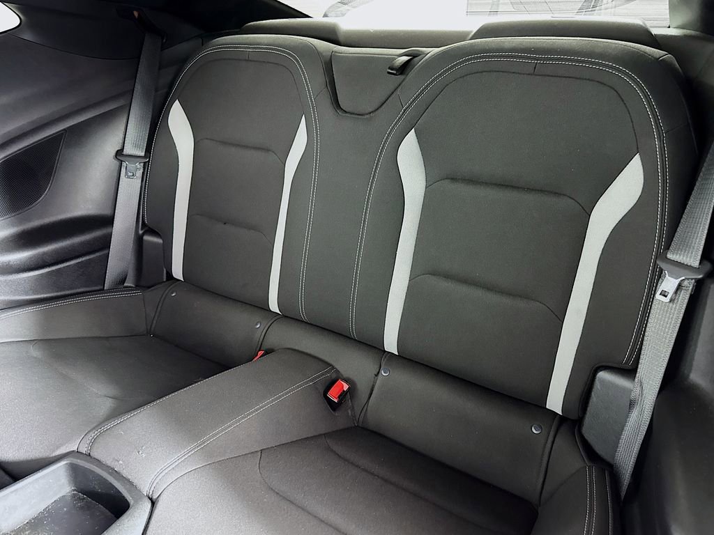 Used 2020 Chevrolet Camaro LT RWD image 11